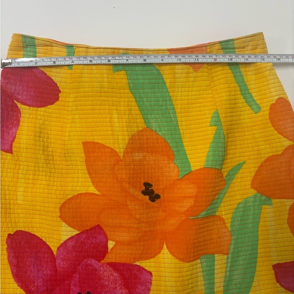 Joseph Ribkoff | Vintage Floral Mini Skirt - Picture 8 of 8
